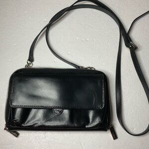 HOBO Original Black Leather Crossbody Bag Silver Zipper Buckle Strap